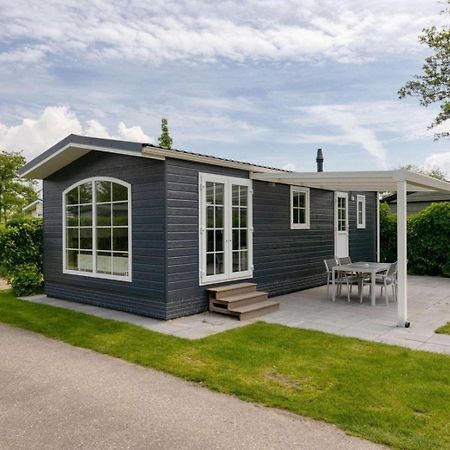 Recreatiepark Jachthaven De Veerstal Lathum - Luxe Chalet Экстерьер фото