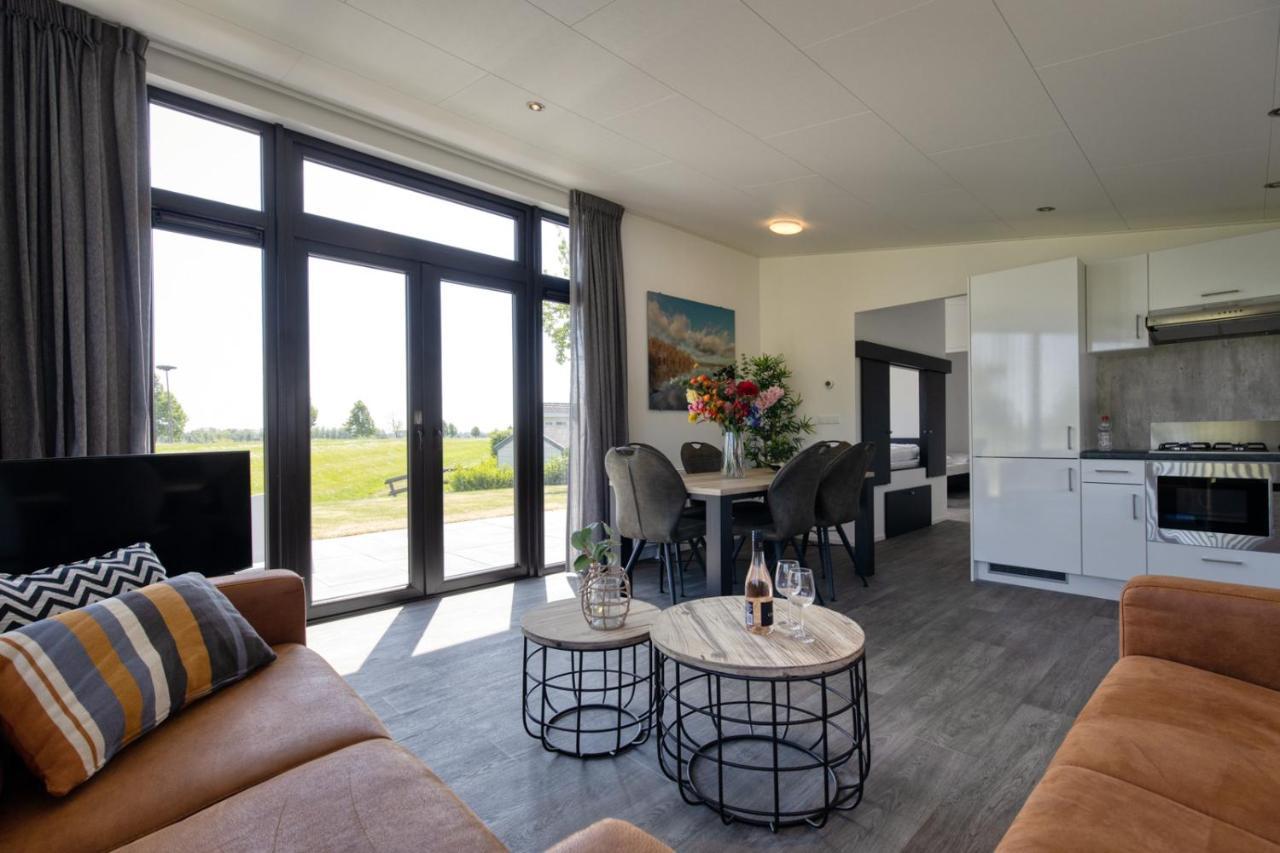 Recreatiepark Jachthaven De Veerstal Lathum - Luxe Chalet Экстерьер фото