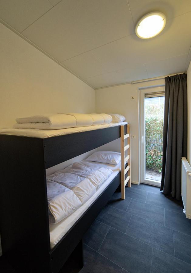 Recreatiepark Jachthaven De Veerstal Lathum - Luxe Chalet Экстерьер фото
