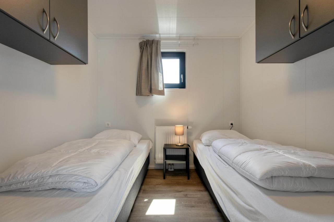 Recreatiepark Jachthaven De Veerstal Lathum - Luxe Chalet Экстерьер фото
